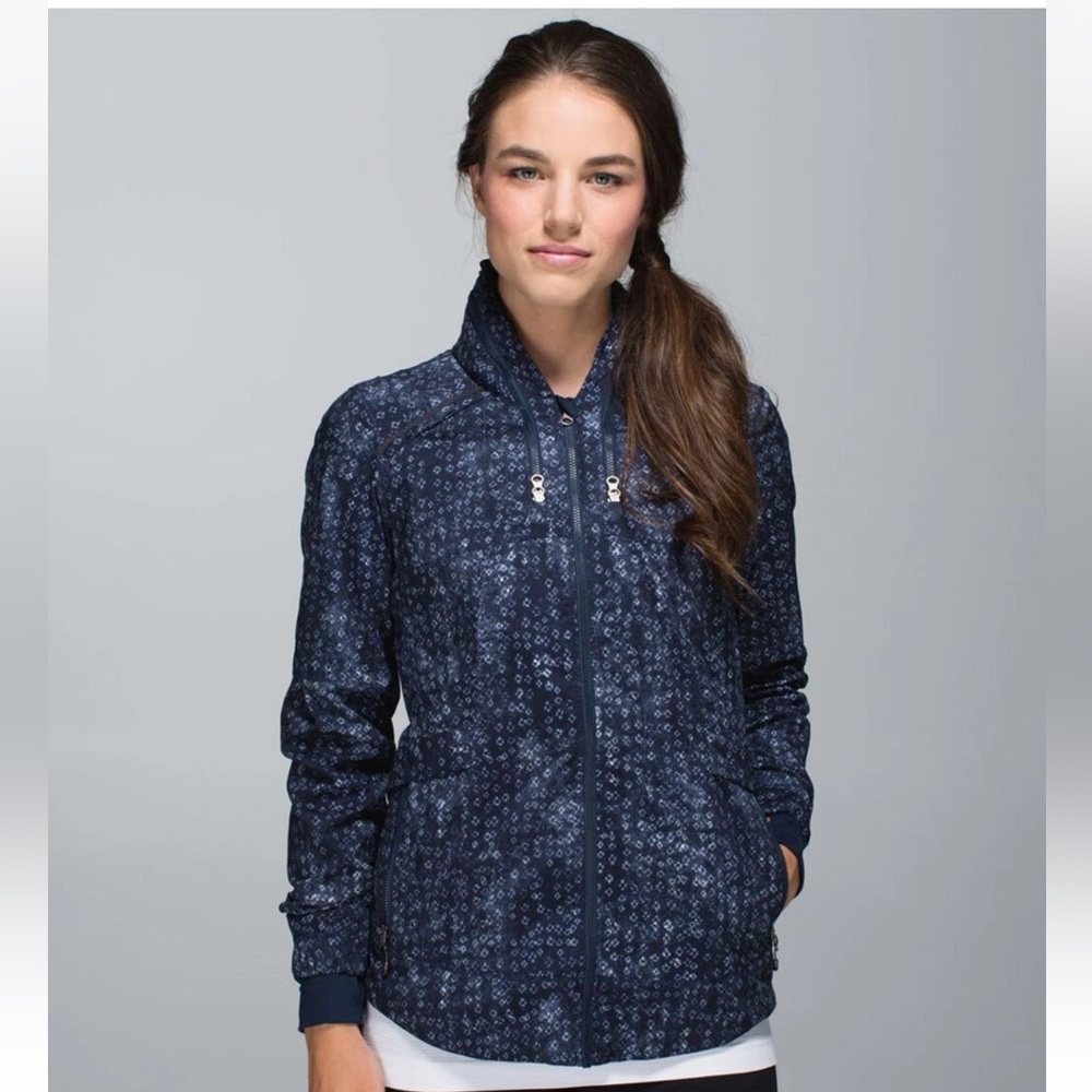 Lululemon Spring Forward Jacket-konoko twist Inkwell Ghost/Inkwell sz 4